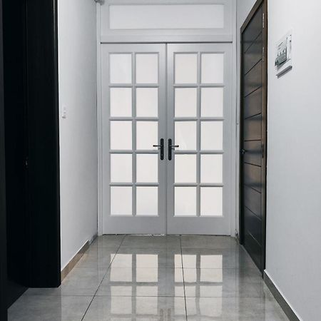 Fairwinds - Double Room With Ensuite - Luqa Airport - Self Check In & Out Available Екстериор снимка